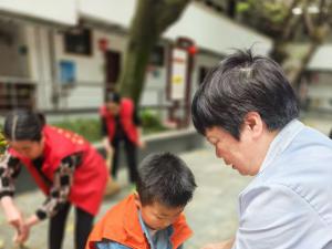 点滴行动，汇聚大爱